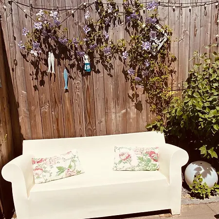 't Einde Sfeer - Prive Terras - Airco 3* Elsloo (Limburg)