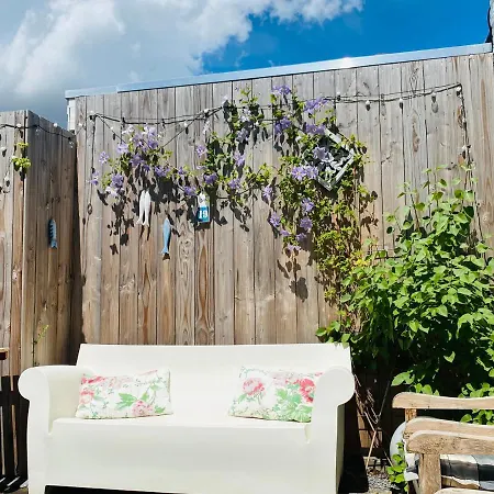 Gastenverblijf 't Einde Sfeer - Prive Terras - Airco