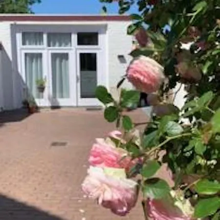 Gastenverblijf 't Einde Sfeer - Prive Terras - Airco *